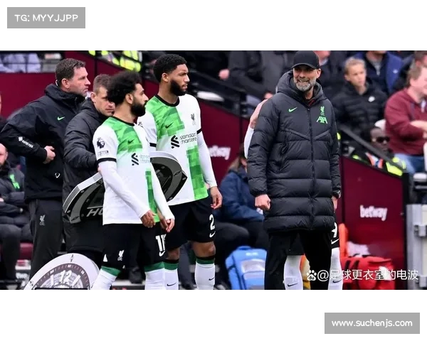 足球转会谈判最新进展：多方博弈促成关键转会的背后故事